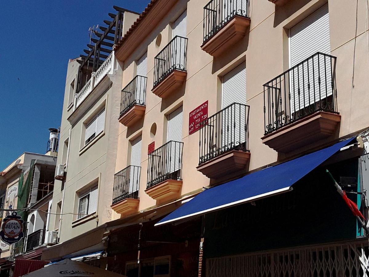 Apartamentos Vicenta Carihuela By Playa Miguel Torremolinos Exteriér fotografie